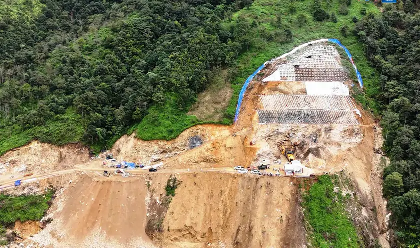 Đường hầm xuyên núi cao nhất Việt Nam đang được Đèo Cả đào dưới "vua đèo" Tây Bắc: Được xếp vào nhóm công trình "cấp đặc biệt", rút ngắn thời gian di chuyển 22km xuống chỉ còn vài phút - Ảnh 2.