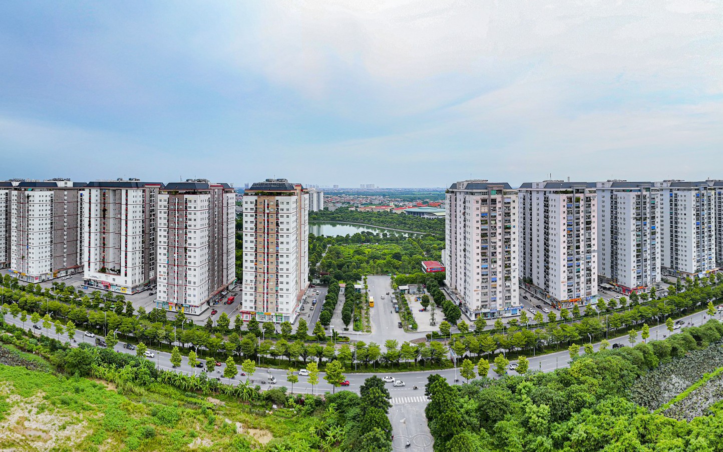 Toàn cảnh 2 khu đô thị rộng gần bằng hồ Tây do doanh nghiệp của đại gia điếu cày Lê Thanh Thản xây dựng tại Hà Nội hiện nay thế nào?