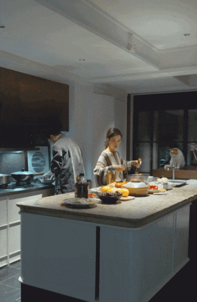 Sau khi giá nhà giảm mạnh, cặp vợ chồng quyết định không bán nữa: Họ biến căn nhà 300m² thành “bước đệm” cho tuổi 40- Ảnh 11.
