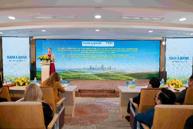 Nam A Bank nhận tài trợ 60 triệu USD từ FMO,  mở rộng dòng vốn xanh quốc tế - Ảnh 2.