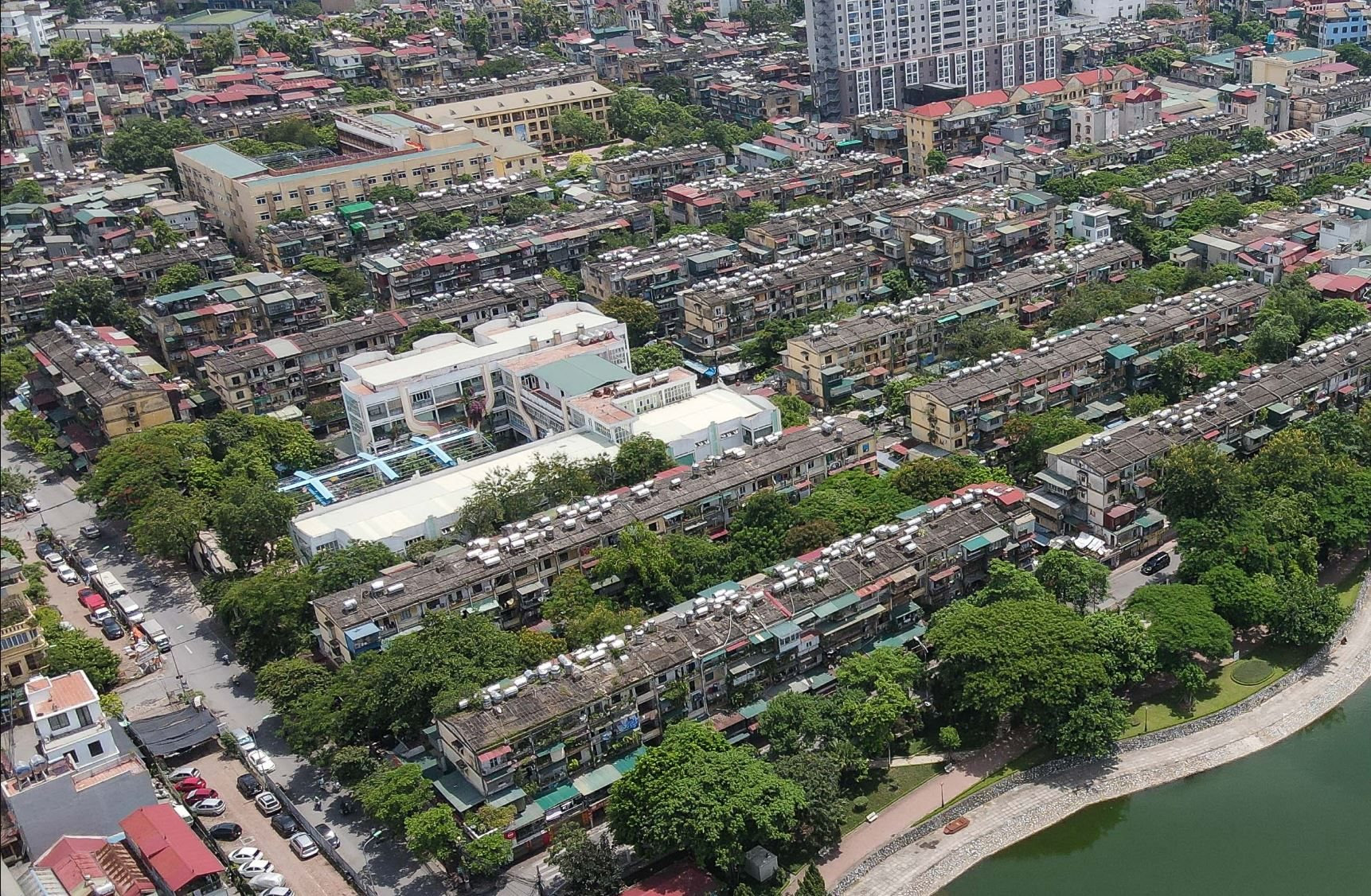 Cần làm rõ quyền và nghĩa vụ của chủ nhà khi chung cư hết hạn sử dụng- Ảnh 1.
