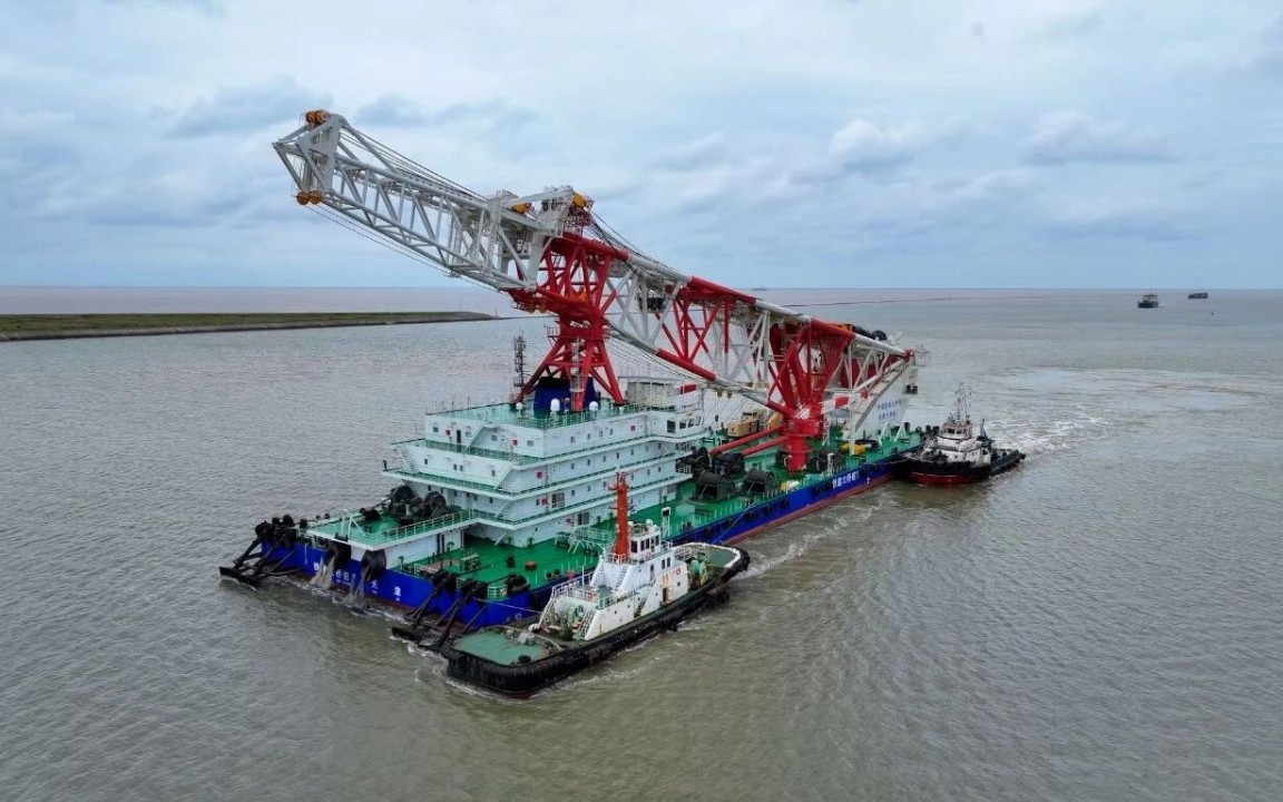 Phát hiện tàu Trung Quốc dài hơn 130 mét, rộng gần 41 mét di chuyển 45 ngày trên biển, chuẩn bị thực hiện nhiệm vụ hơn 3 tỷ USD, lớn nhất khu vực