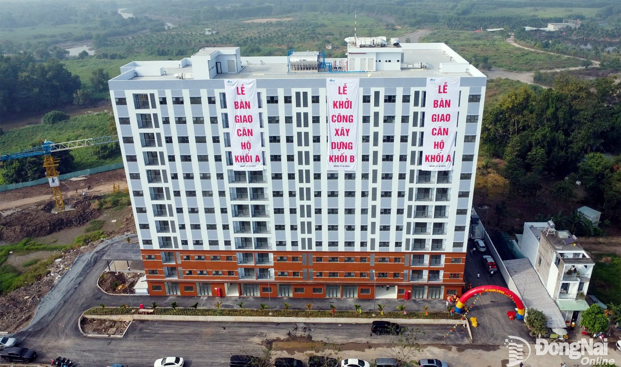 HoREA kiến nghị giảm lãi vay mua nhà ở xã hội xuống 4,8%/năm- Ảnh 1.