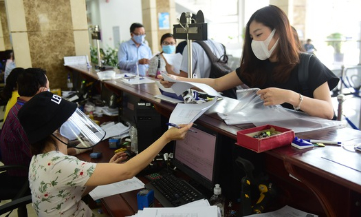 Cơ quan Thuế lưu ý người hưởng lương: Có thể được giảm trừ tới 47 triệu đồng/năm, cần giữ những giấy tờ gì? - Ảnh 1.