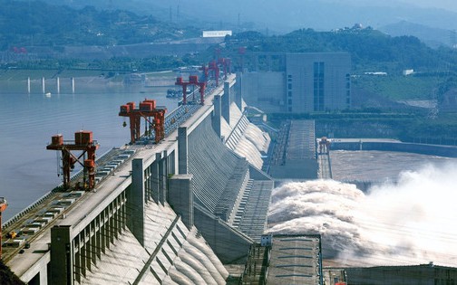 Thu hồi đất rồi di dời hơn 1 triệu dân, quốc gia láng giềng Việt Nam xây siêu đập khiến trái đất quay chậm lại, hiện thực hóa giấc mơ trị thủy kéo dài hàng nghìn đời