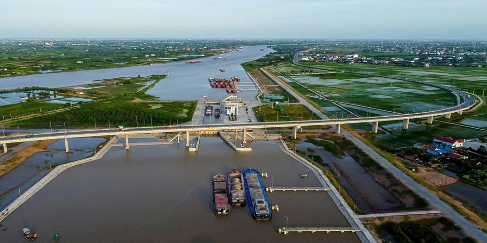 Chi hàng nghìn tỷ đồng, Việt Nam làm một công trình đặc biệt, rút 8h còn 20 phút di chuyển  - Ảnh 1.