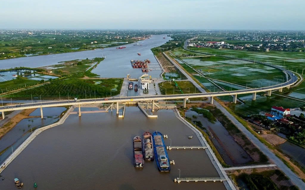 Chi hàng nghìn tỷ đồng, Việt Nam xây một công trình đặc biệt, rút 8h còn 20 phút di chuyển 
