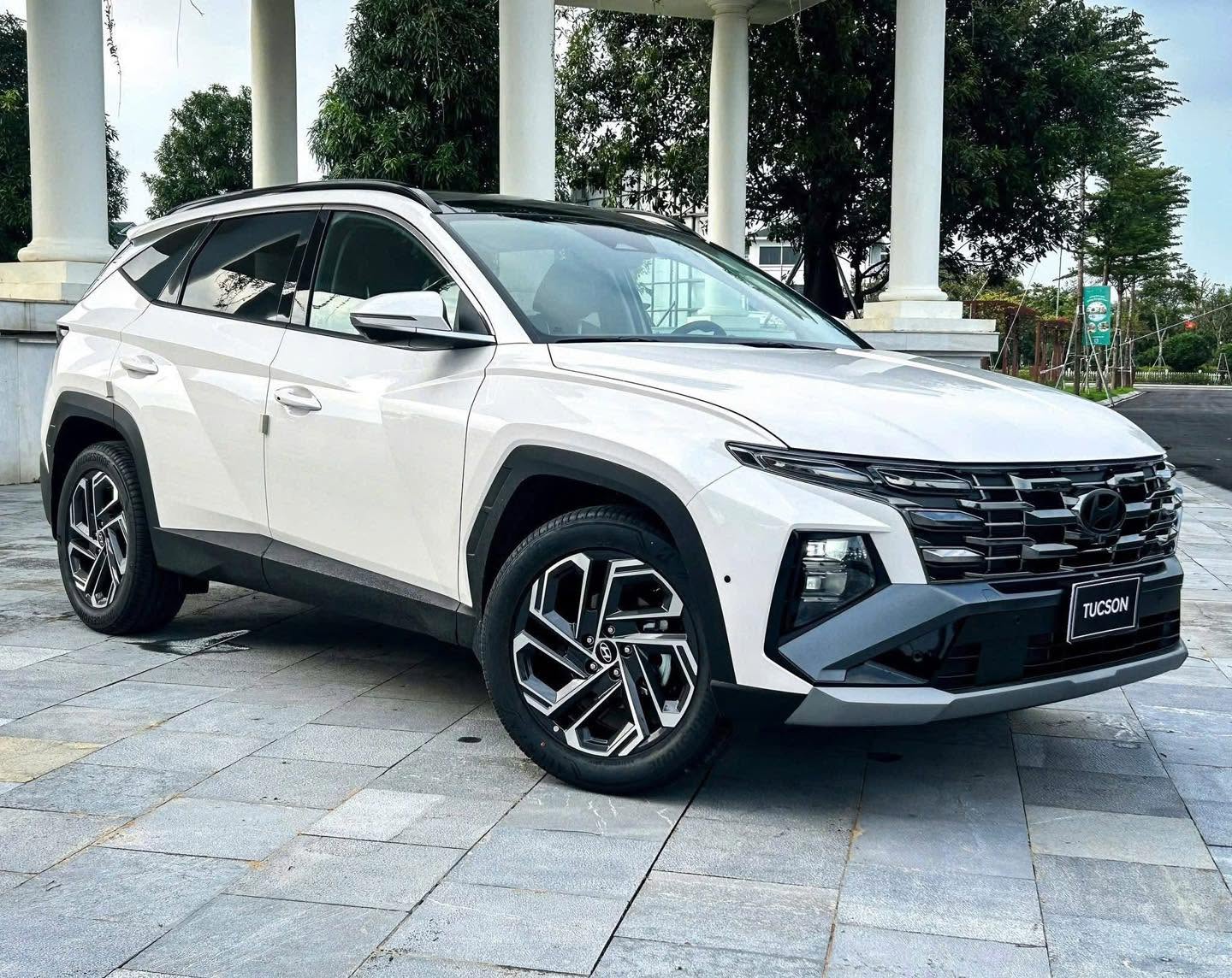 Loạt SUV hạng C đua nhau giảm giá: Nhiều mẫu giảm hàng trăm triệu đồng, gây áp lực với cả 'đàn em' B-SUV - Ảnh 6.