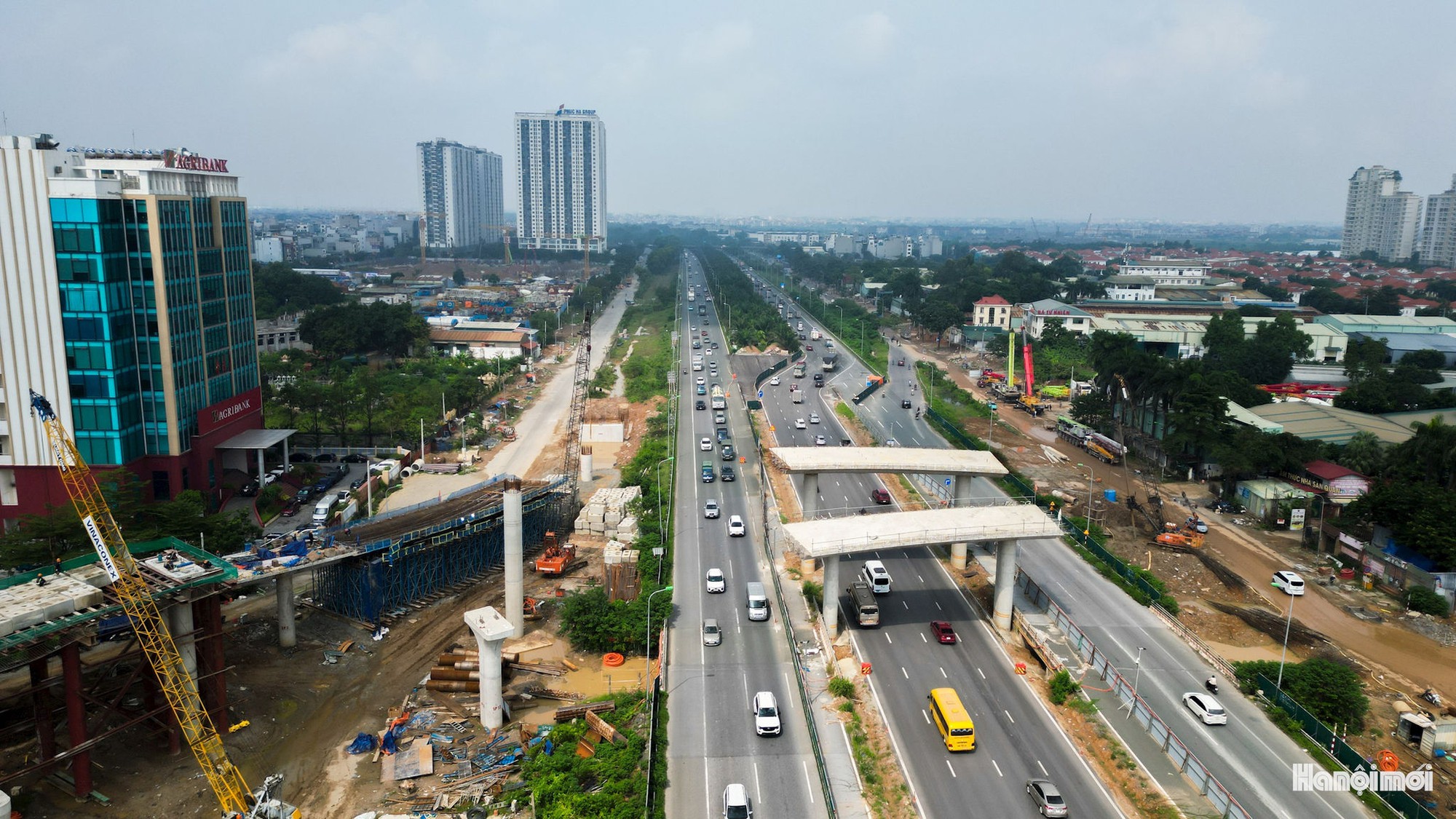 Cận cảnh nút giao nhiều tầng đang thành hình ở phía Tây Hà Nội- Ảnh 7.