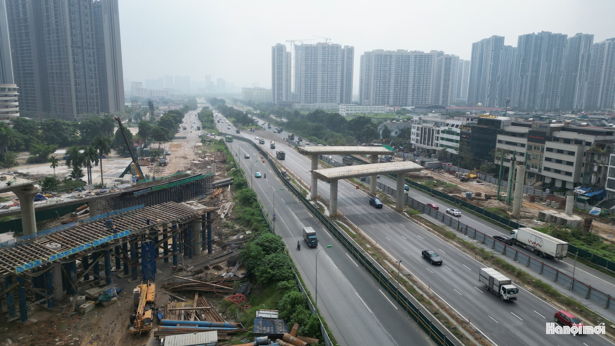 Cận cảnh nút giao nhiều tầng đang thành hình ở phía Tây Hà Nội- Ảnh 9.