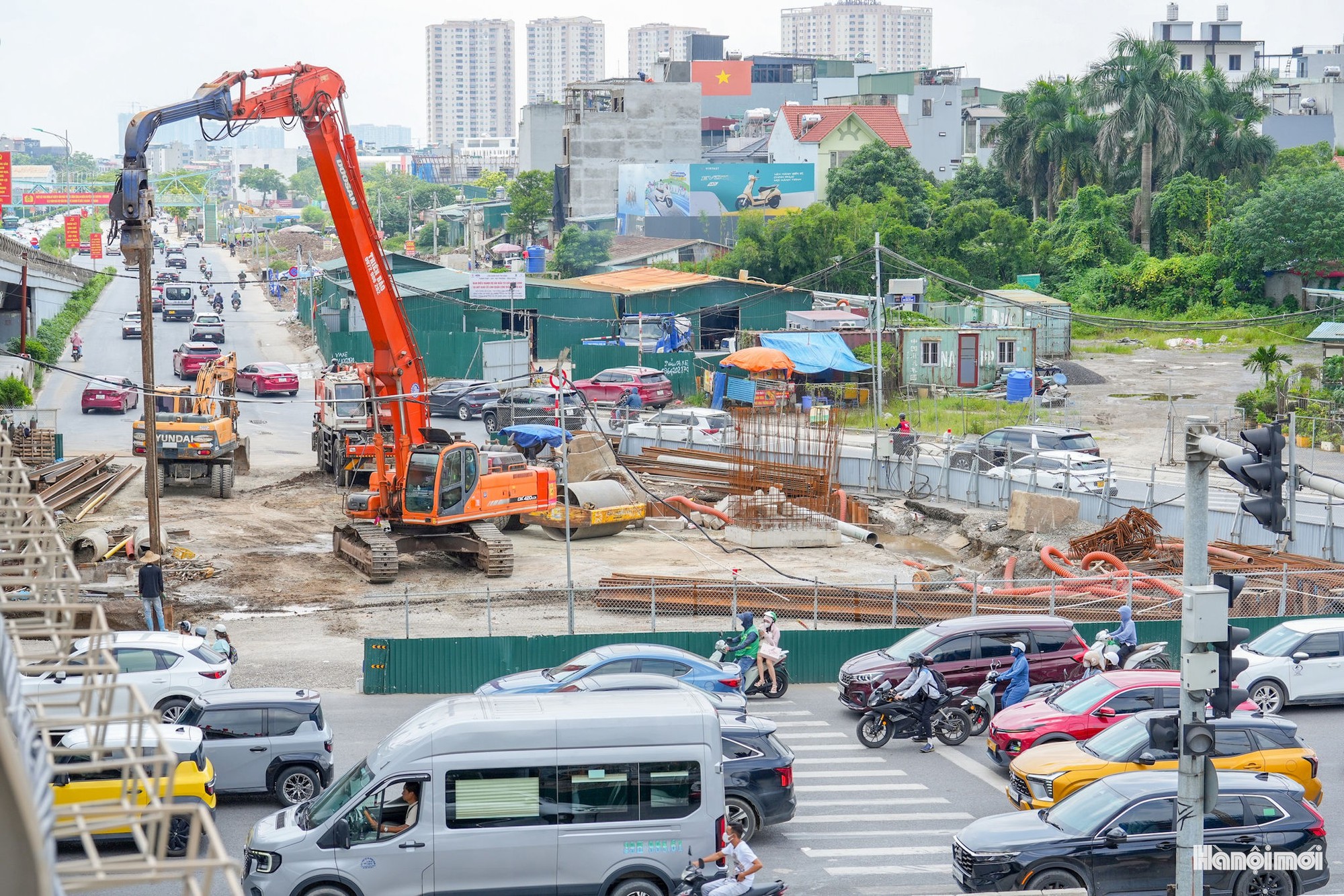 Điều chỉnh giao thông, bảo đảm tiến độ hầm chui Cổ Linh- Ảnh 4.