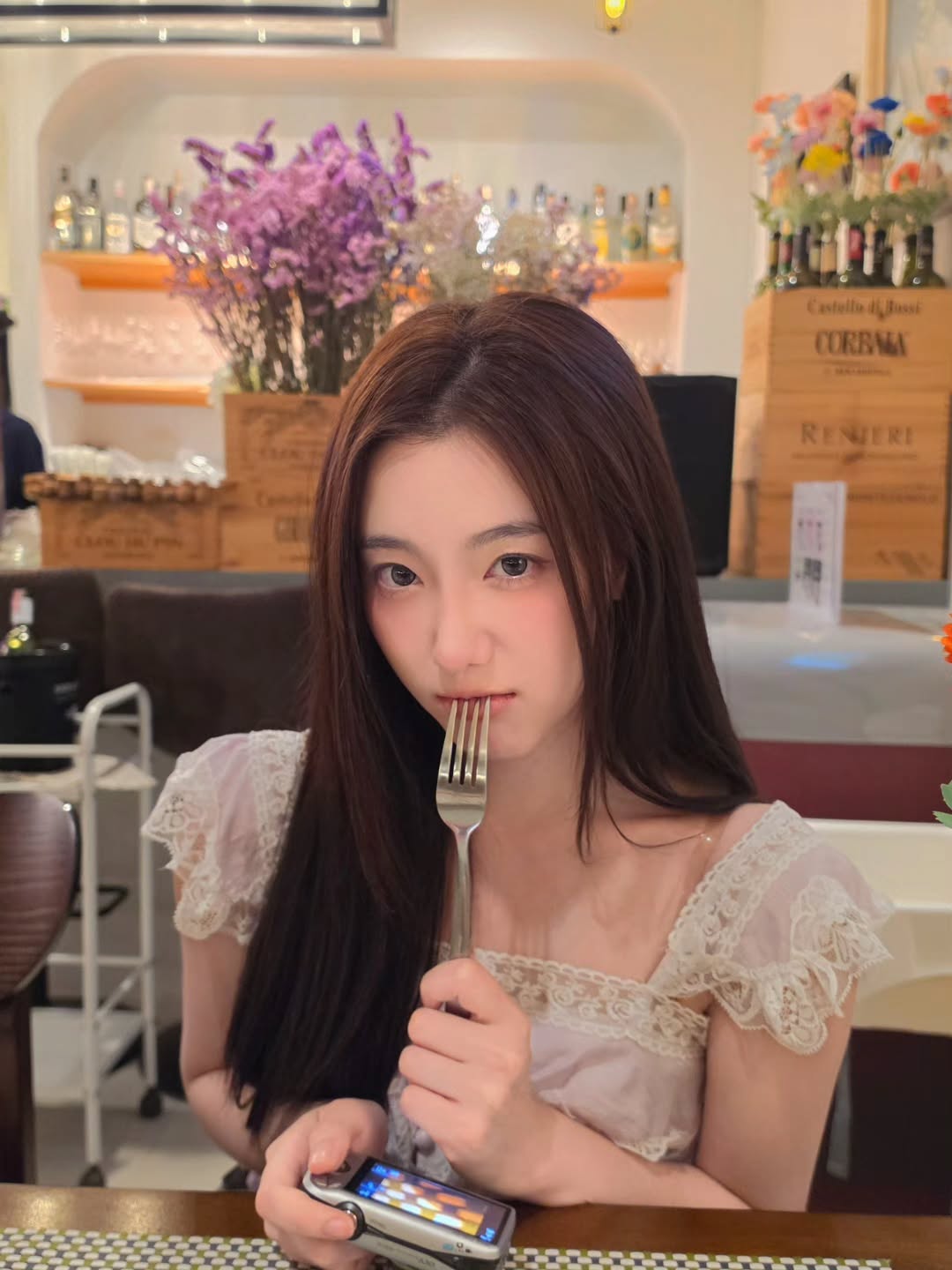 Viral clip mỹ nhân 2K5 bắn cung "rụng cả tim fan", nụ cười bừng sáng không cưỡng lại nổi- Ảnh 5.