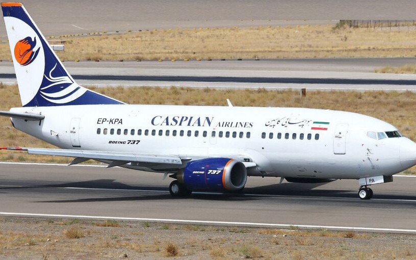 Một chiếc Boeing đến sân bay quốc tế thì bị thu giữ vì hãng bay nợ nhà cung cấp hơn 88 tỷ đồng, tất cả hành khách phải rời máy bay