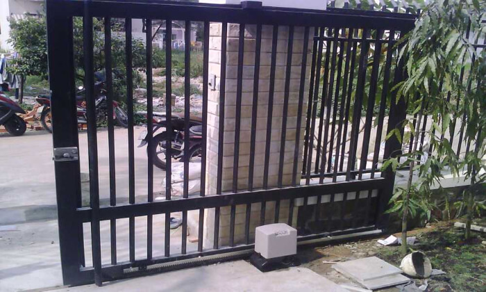 Lời khuyên cho các gia đình đang sử dụng cổng trượt - Ảnh 1.