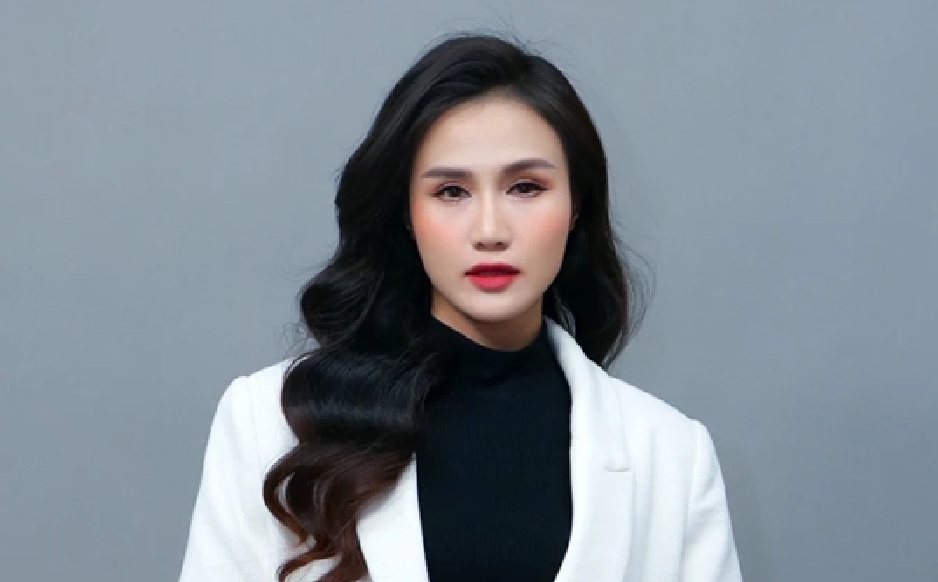 Nữ ca sĩ đổi đời nhờ Nguyễn Văn Chung: "Tôi khủng hoảng nặng" - Ảnh 2.