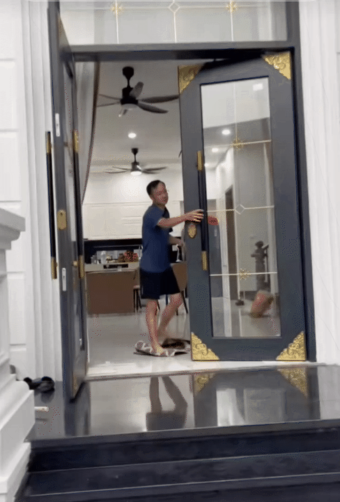 Vợ chồng trẻ ở Hà Nội xây nhà 240m2 hết 2,3 tỷ: Ai cũng bán tín bán nghi, đến khi xem từng khoản chi mới gật gù công nhận- Ảnh 7.