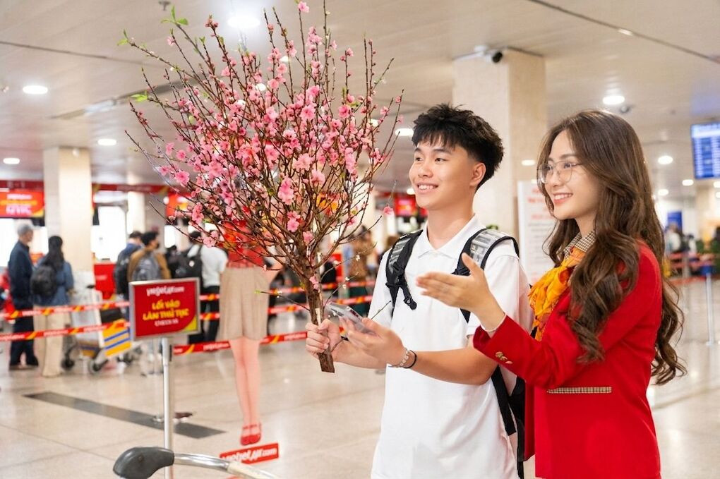 Vé máy bay, vé tàu Tết Đinh Mùi 2027 mở bán - Ảnh 2.