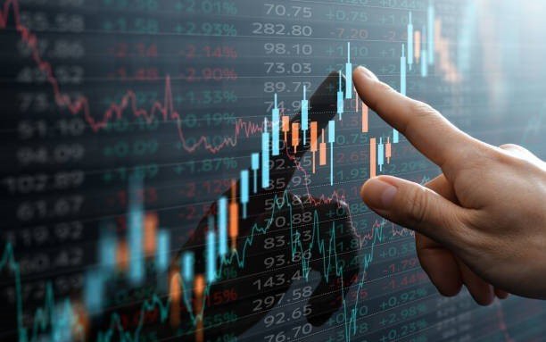 CTCK khuyến nghị 5 cổ phiếu có thể đầu tư khi lãi suất tăng