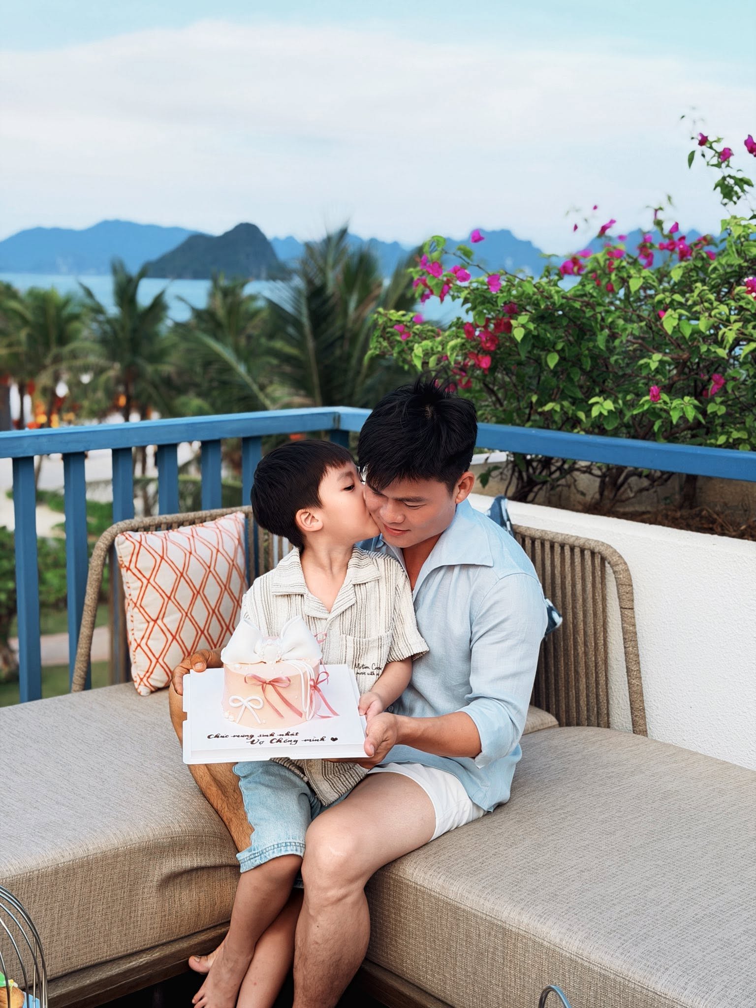 Con trai Hòa Minzy cao lớn phổng phao, nhận nhiệm vụ đặc biệt trong kỳ nghỉ lễ- Ảnh 3.