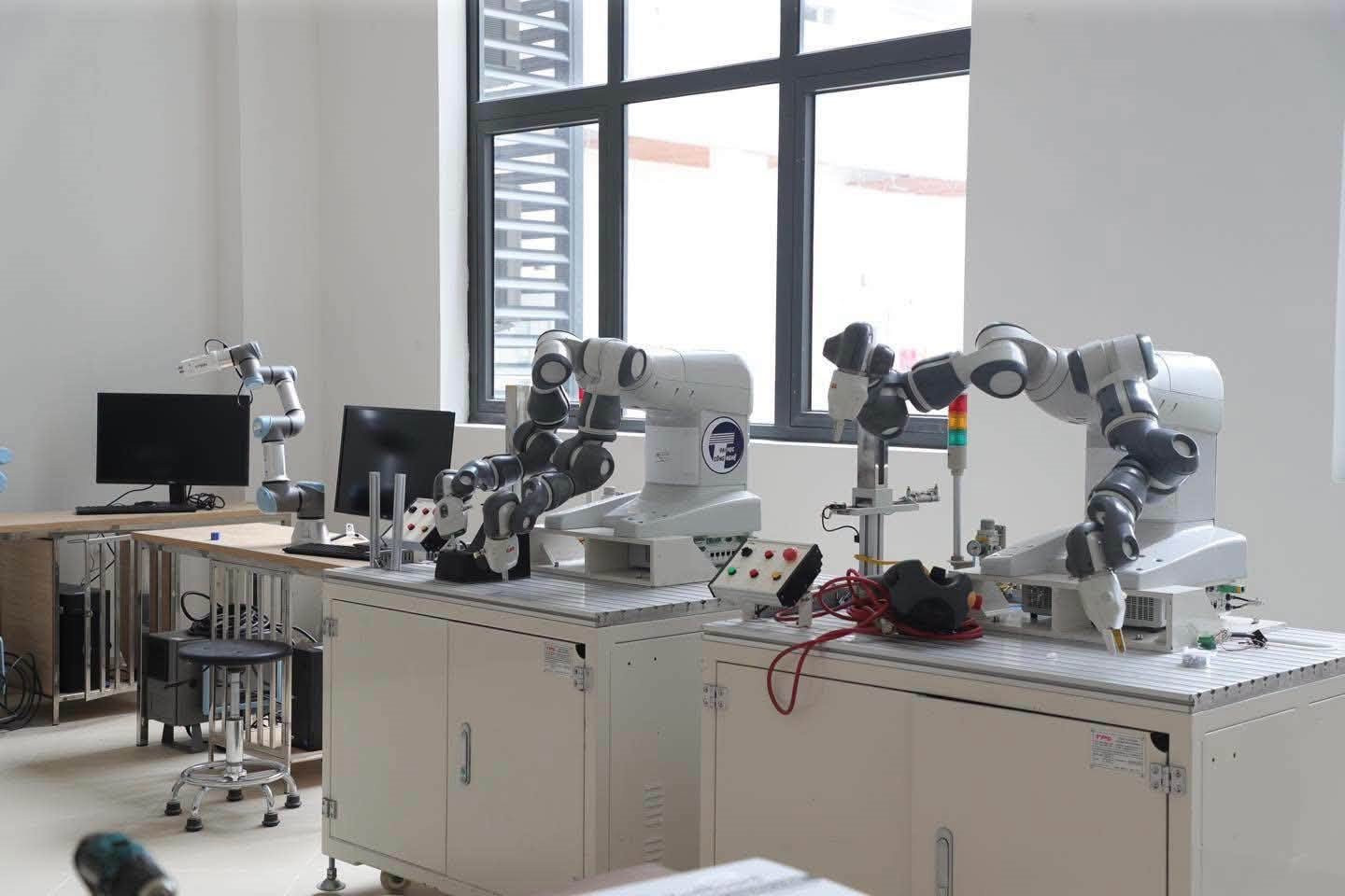 Đại học rộng nhất Việt Nam chính thức đón 17.000 sinh viên: Lộ diện loạt công trình hiện đại, sắp có tuyến metro 65.000 tỷ đồng kết nối trực tiếp trung tâm Hà Nội- Ảnh 8.