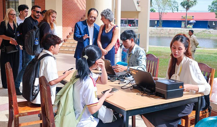 Israel phải 'nhờ cậy' Campuchia- Ảnh 1.