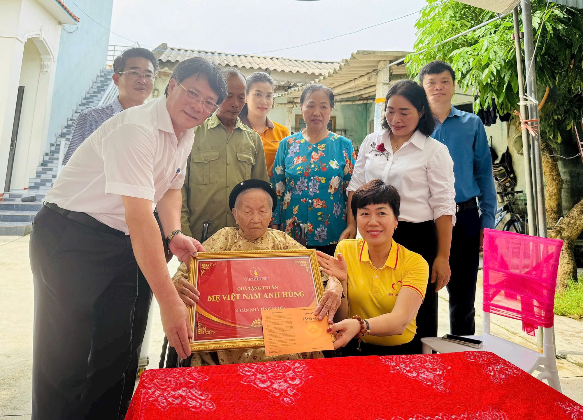 Thủ tướng phát động, Tập đoàn của tỷ phú Phạm Nhật Vượng trao tặng hơn 1.000 tỷ đồng để làm việc ý nghĩa- Ảnh 2.