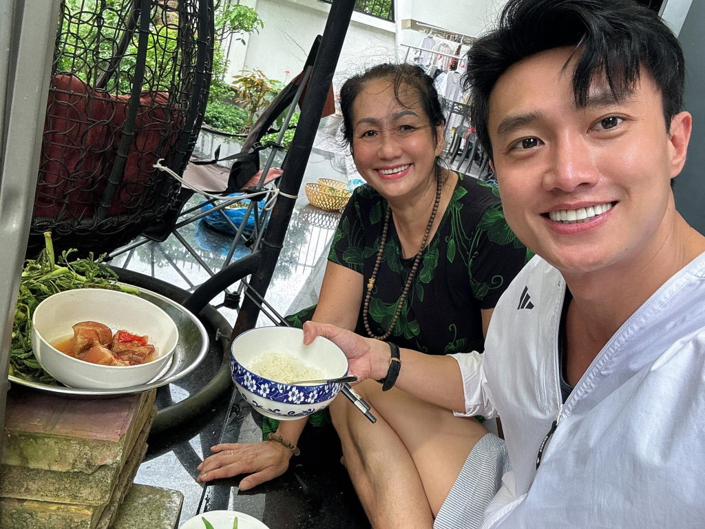 Cơm nhà Quốc Trường - “tổng tài” SN 1988 của chuỗi mì cay nổi tiếng- Ảnh 17. Cơm nhà Quốc Trường - “tổng tài” SN 1988 của chuỗi mì cay nổi tiếng- Ảnh 17.