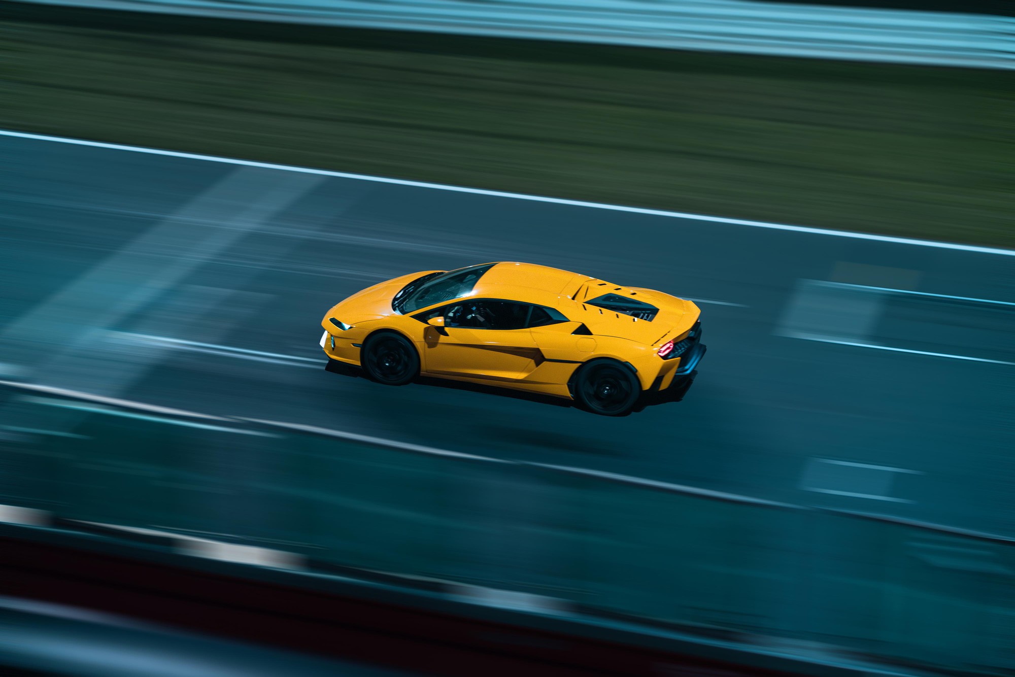 Cường Đô-la ‘khoe’ Lamborghini Temerario đầu tiên về Việt Nam, tiết lộ siêu xe giá khoảng 20 tỷ đồng là quà tặng cho khách mua nhà- Ảnh 8.