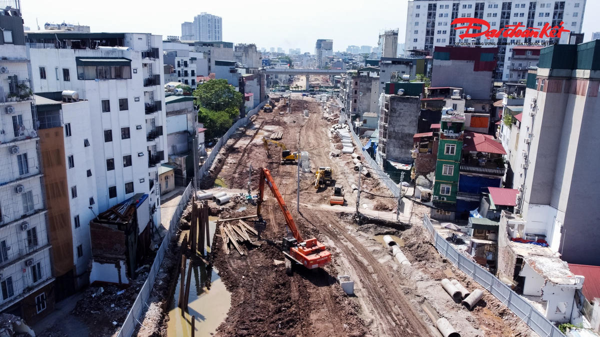 Vành đai 2,5 chạy đua tiến độ, thi công 3 ca xuyên ngày đêm để kịp thông xe 10/10- Ảnh 7.