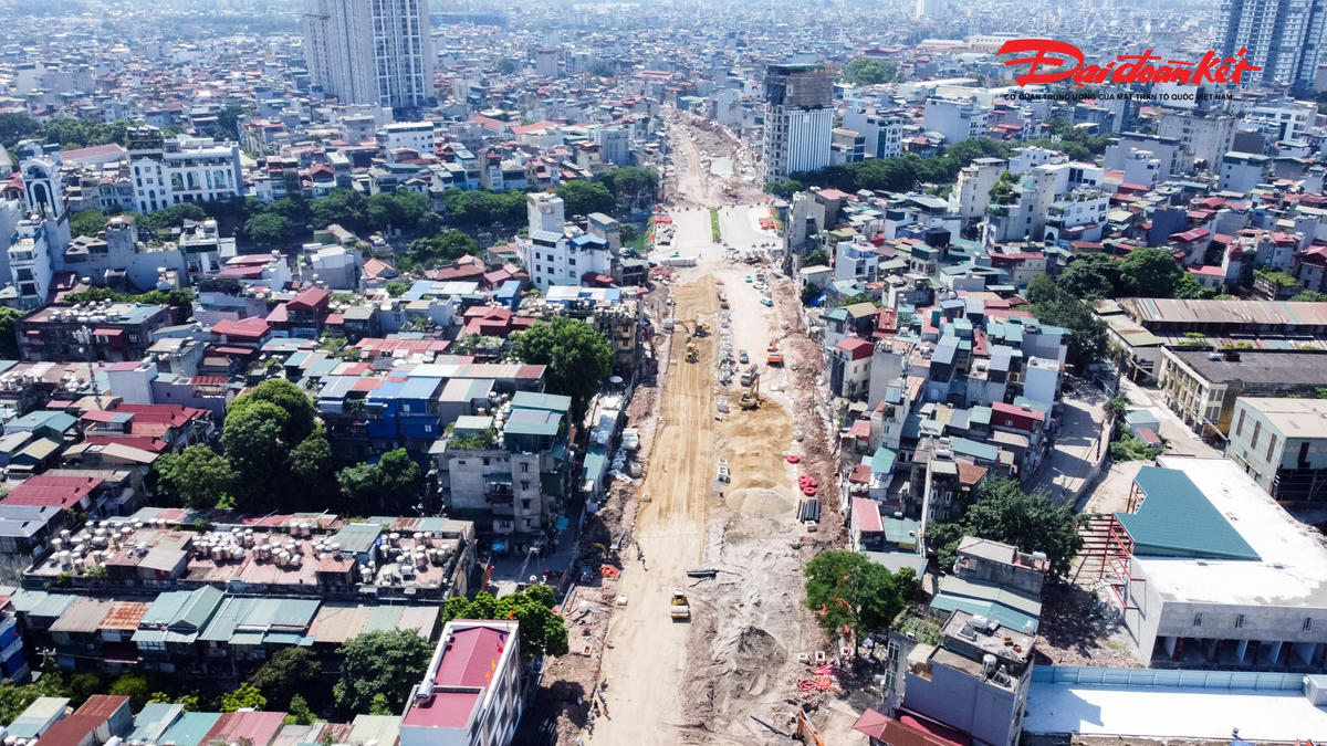 Vành đai 2,5 chạy đua tiến độ, thi công 3 ca xuyên ngày đêm để kịp thông xe 10/10- Ảnh 1.