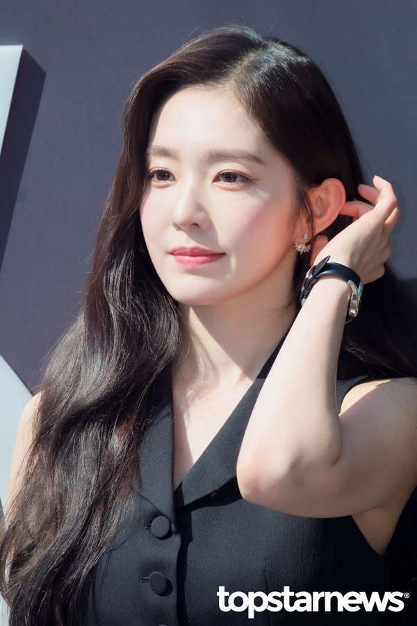 "Đệ nhất mỹ nhân showbiz" nói 1 câu liền hiểu sao 12 năm bất bại chỉ nhờ gương mặt - Ảnh 2.