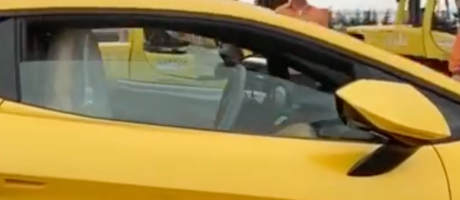 Cường Đô-la ‘khoe’ Lamborghini Temerario đầu tiên về Việt Nam, tiết lộ siêu xe giá khoảng 20 tỷ đồng là quà tặng cho khách mua nhà- Ảnh 2.