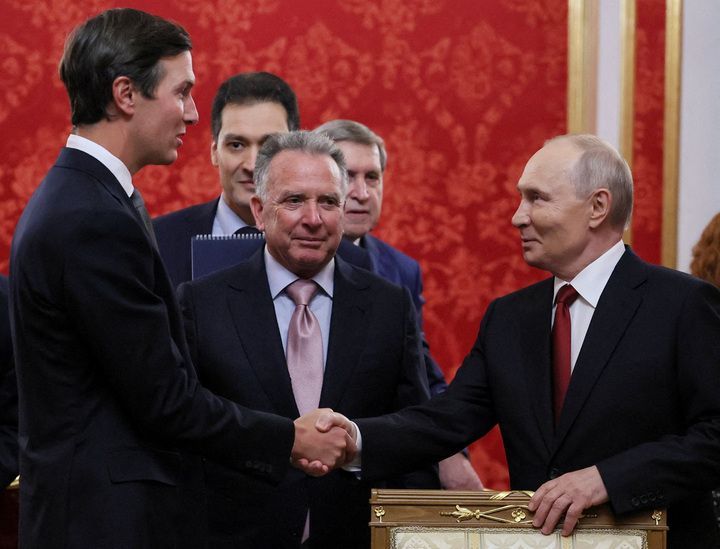 Ông Putin gặp đặc phái viên của Mỹ, nói tình hình Ukraine 'khó khăn'- Ảnh 1.
