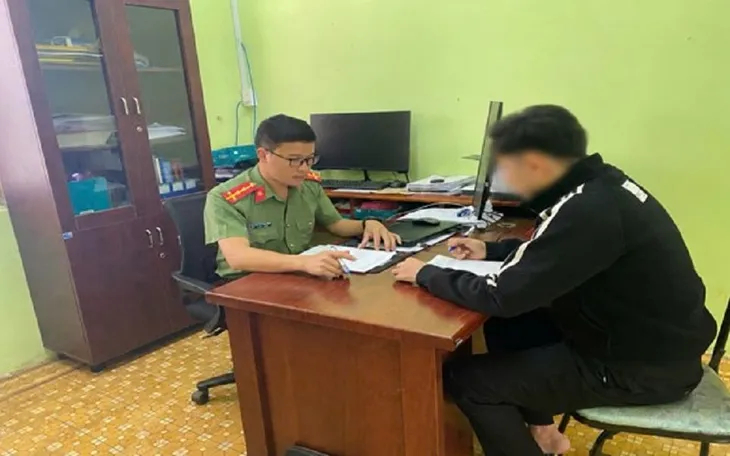 Công an sẽ làm việc với các tài khoản ngân hàng có những giao dịch nhận tiền sau đây - Ảnh 1.
