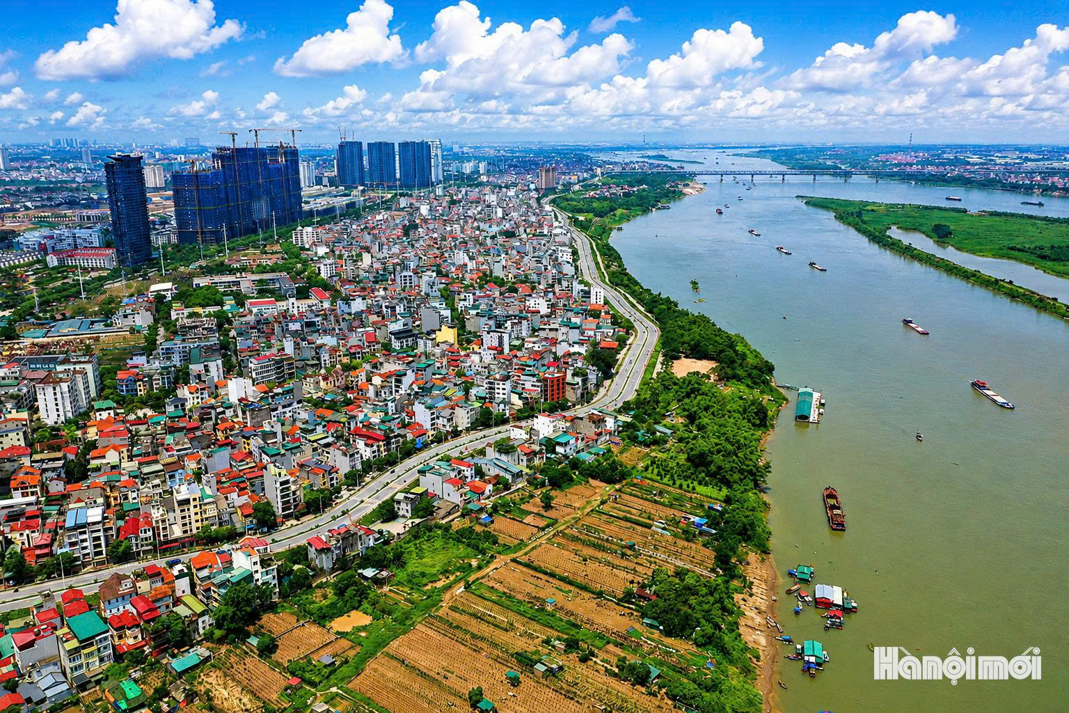 Vì sao cần quy hoạch lại không gian hai bên sông Hồng?- Ảnh 2.