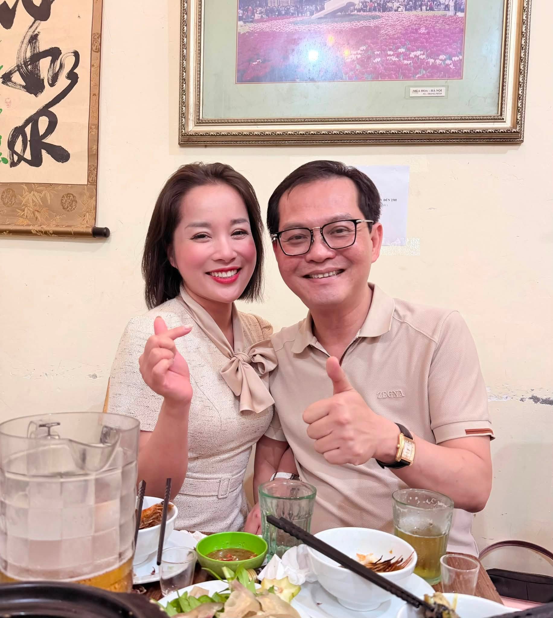 Nữ chính "Nhật ký Vàng Anh" thân thiết bên Giám đốc Nhà hát Kịch Hà Nội và loạt sao Việt - Ảnh 3.