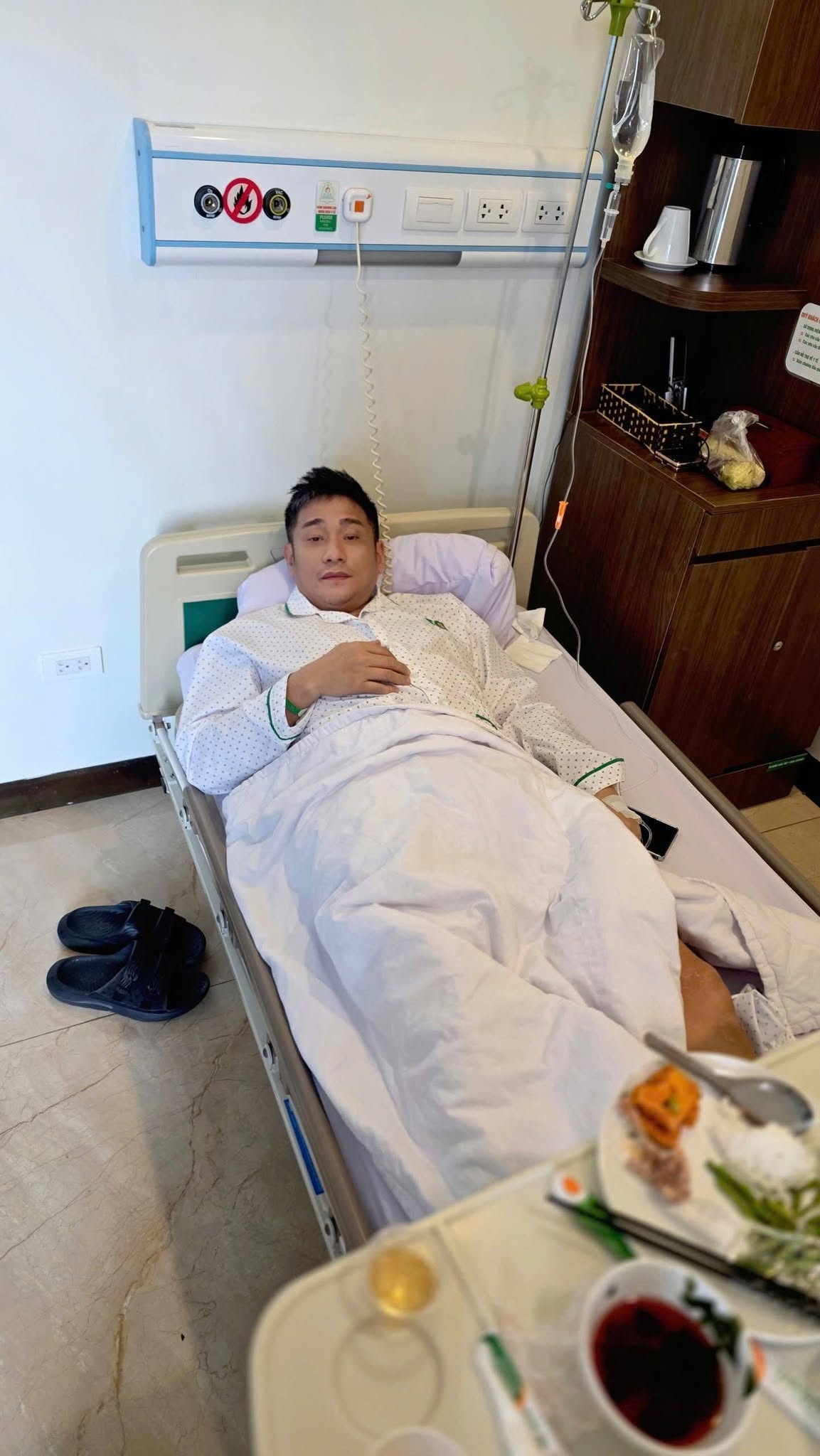 Diễn viên Minh Tiệp nhập viện - Ảnh 2.