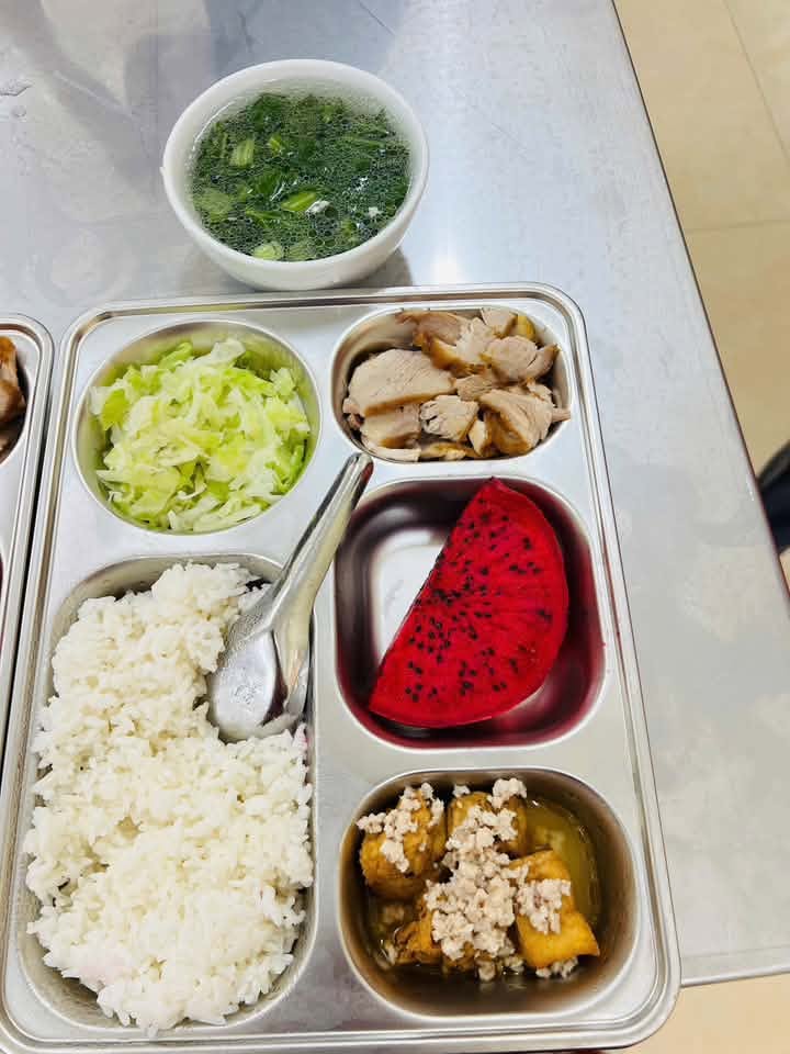 Phụ huynh Hà Nội rần rần khoe 1 thứ những ngày đầu năm học: Càng nhìn càng mê mà chỉ tốn khoảng 12.000 đồng- Ảnh 6. Phụ huynh Hà Nội rần rần khoe 1 thứ những ngày đầu năm học: Càng nhìn càng mê mà chỉ tốn khoảng 12.000 đồng- Ảnh 6.