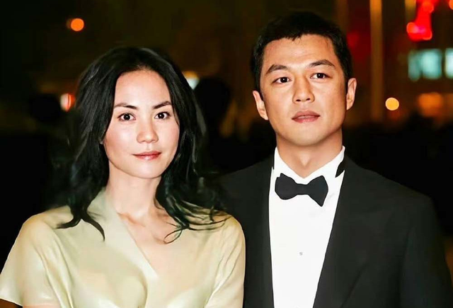 1 tài tử trượt dài vì nợ nần 1.665 tỷ đồng, cả vợ cũ "Thiên hậu" lẫn vợ mới Hoa hậu đều chạy mất dép!- Ảnh 5.