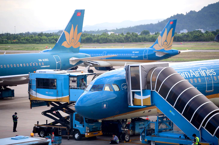 Hôm nay - 7/9, ghi nhận nhiều chuyến bay của Vietnam Airlines bất ngờ phải đổi lịch bay - Ảnh 2.