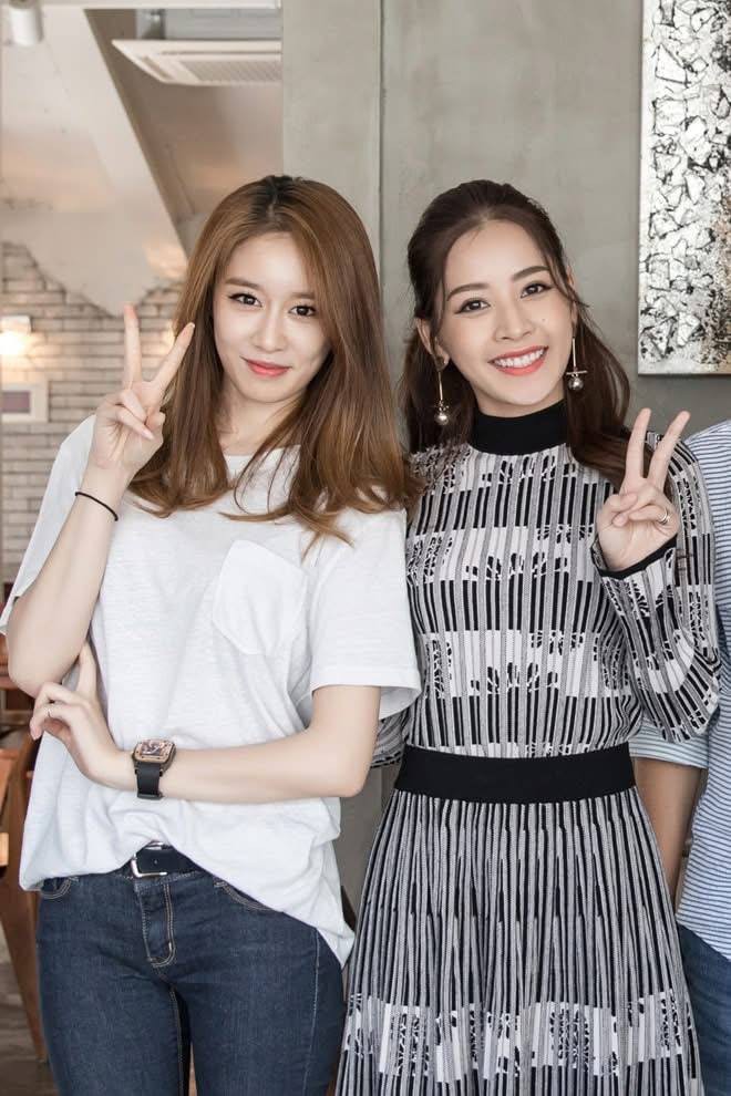 Mỹ nhân đẹp nhất Việt Nam ra quốc tế chưa một lần lép vế, đời thường là "sách giáo khoa" mặc đẹp được chị em copy- Ảnh 8.