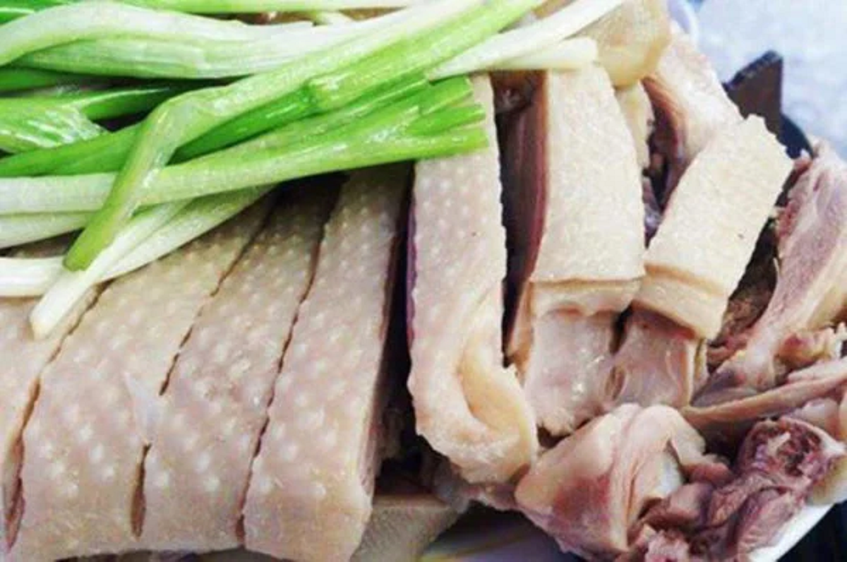 Rẻ hơn thịt bò nhưng không hề "kém cạnh" về dinh dưỡng: Bạn có biết đó là thịt gì? - Ảnh 1.