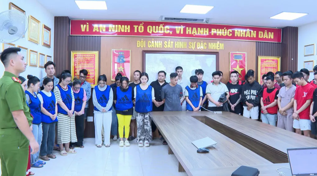 Hải Phòng triệt phá ổ nhóm lừa đảo xuyên quốc gia, chiếm đoạt hơn 44,5 tỷ đồng- Ảnh 1.