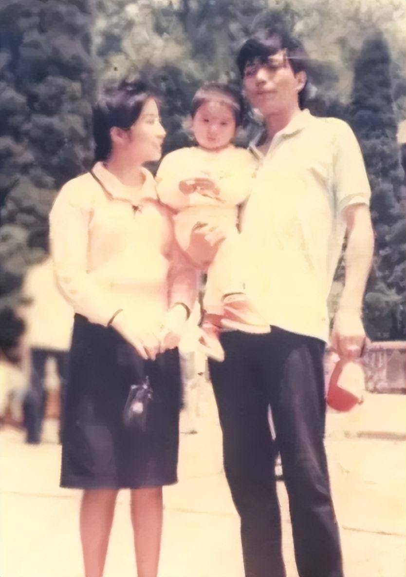 Cậu bé 3 tuổi bị bắt cóc năm 1991, 25 năm sau mới đoàn tụ với mẹ: Hai mẹ con từng bỏ lỡ nhau vì một vết bớt- Ảnh 1.