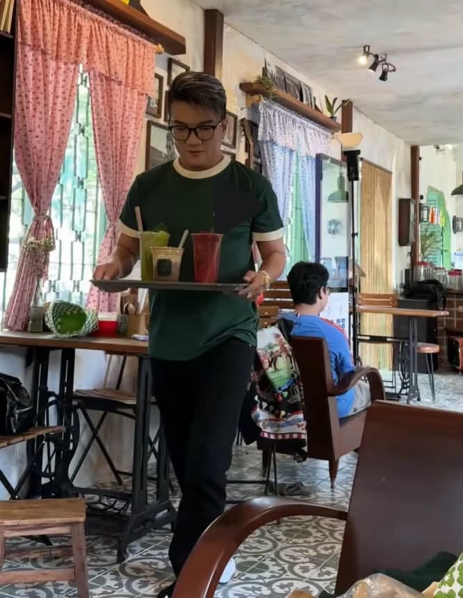 Quán cà phê khai trương 3 ngày, 3 đêm của Đàm Vĩnh Hưng ở Đà Lạt- Ảnh 2.