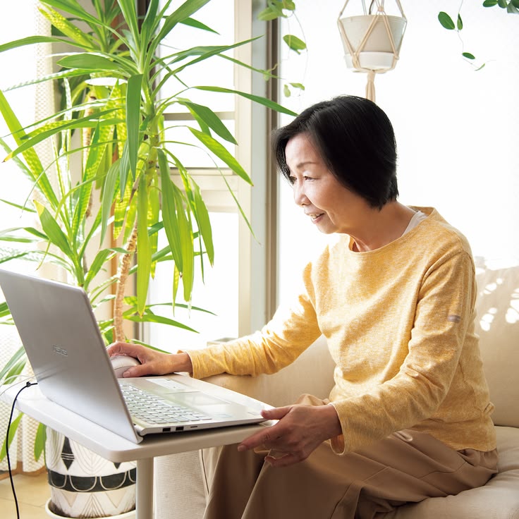 Càng lớn tuổi càng thấy đúng: 4 lời khuyên về tiền không giúp giàu nhanh nhưng giúp ngủ ngon hơn - Ảnh 4.