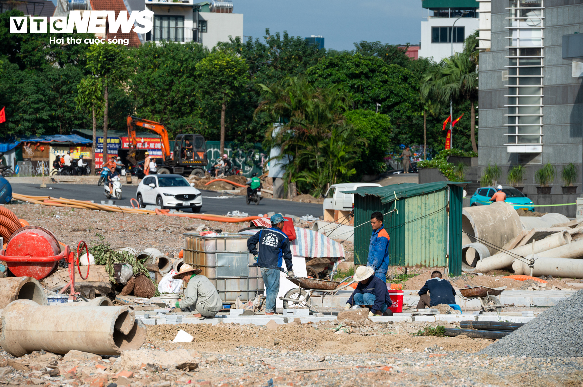 Tuyến đường rộng hơn 90m bên Hồ Tây dần lộ diện, kết nối Nhà hát Ngọc Trai- Ảnh 5.