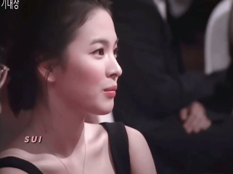 Viral nhan sắc tuổi 23 của Song Hye Kyo: So với hiện tại mà ngỡ ngàng!- Ảnh 1.