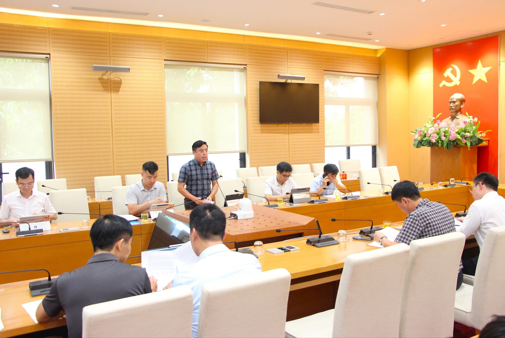 Cần xác định đúng bản chất mức trợ giá đường sắt đô thị tại Hà Nội- Ảnh 1.