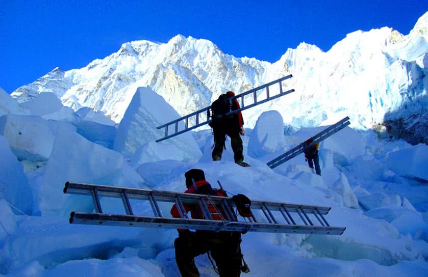 Việc nguy hiểm nhất con người có thể làm trên núi Everest là gì?- Ảnh 4.